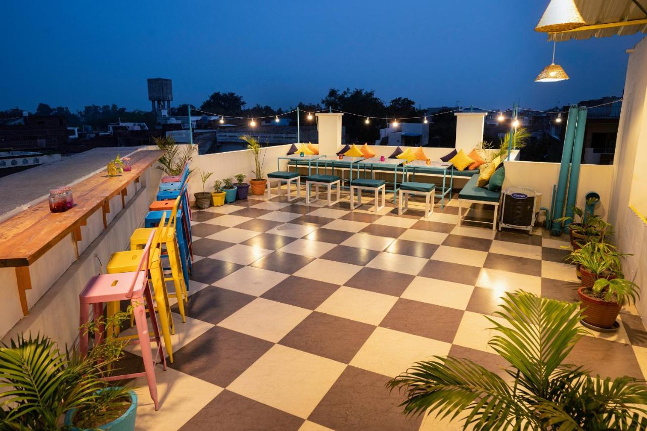 Gostops Amritsar, Chatiwind Gate Ngoại thất bức ảnh